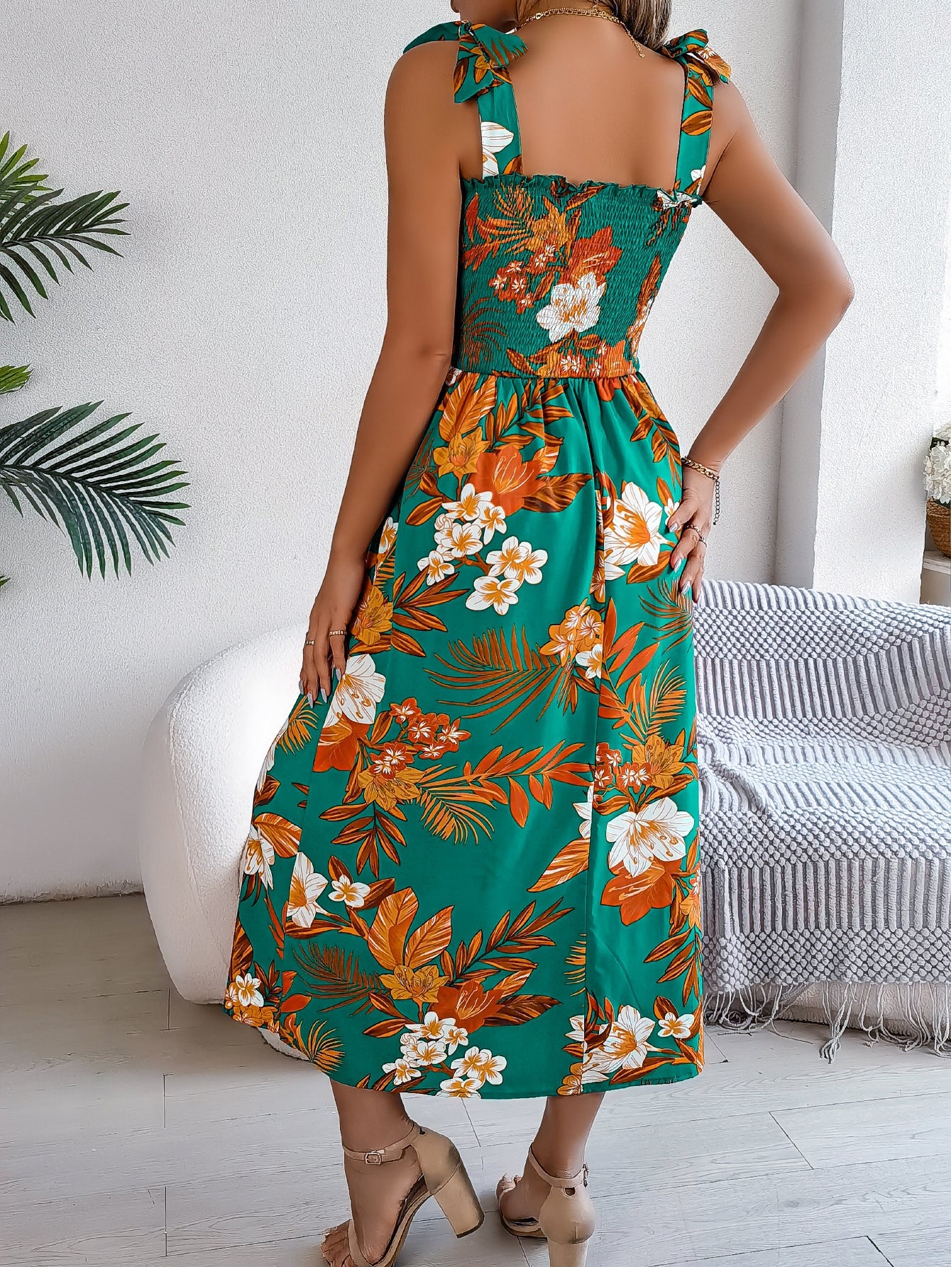 Robe Fleurie Sans Manches Taille Haute