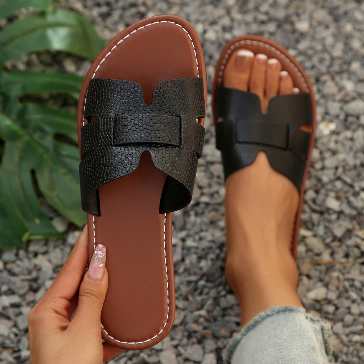 Sandales Plates Femme Confort Élégantes